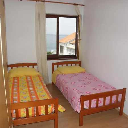 Maha Appartement Ugljan